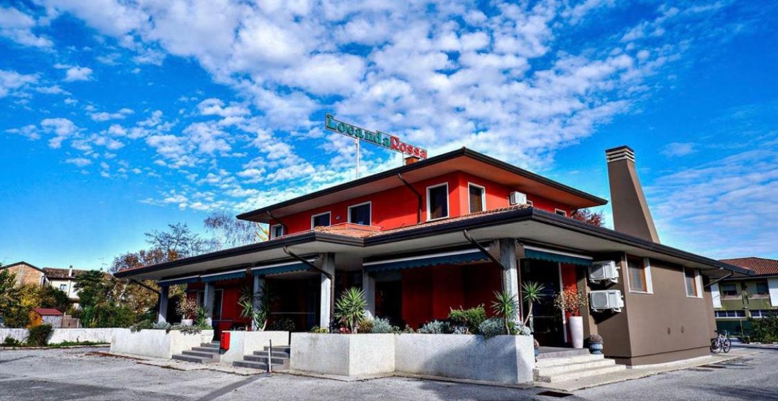 Hotel Locanda Rossa Romans di Varmo Exteriér fotografie