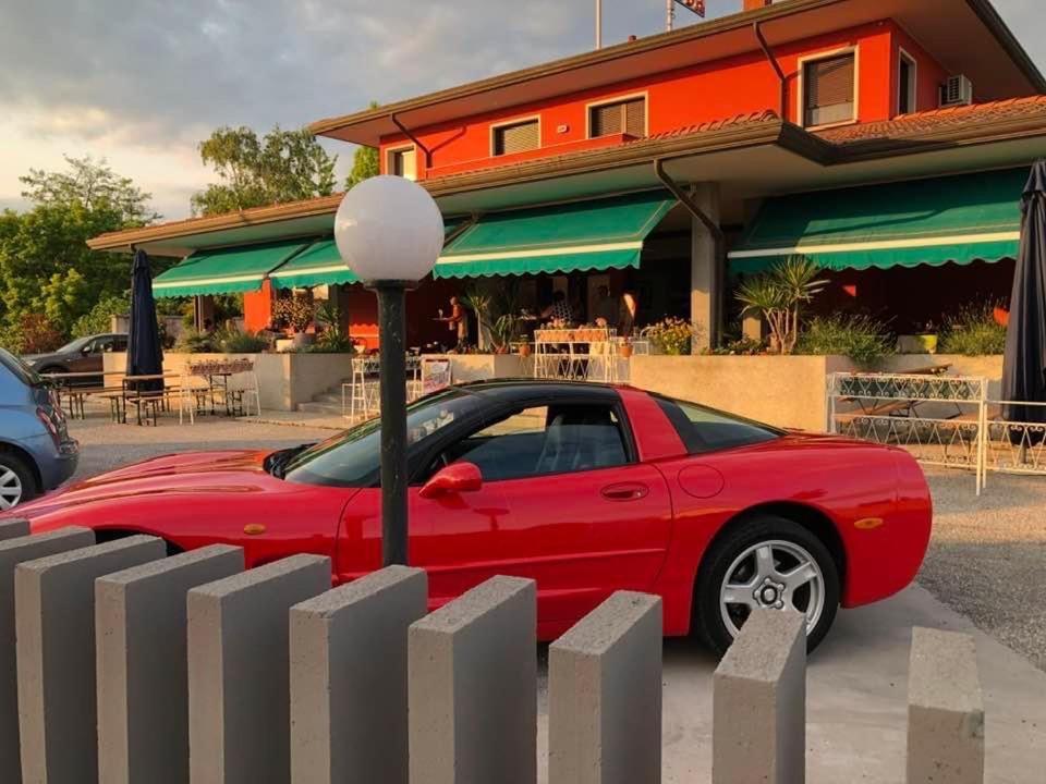 Hotel Locanda Rossa Romans di Varmo Exteriér fotografie